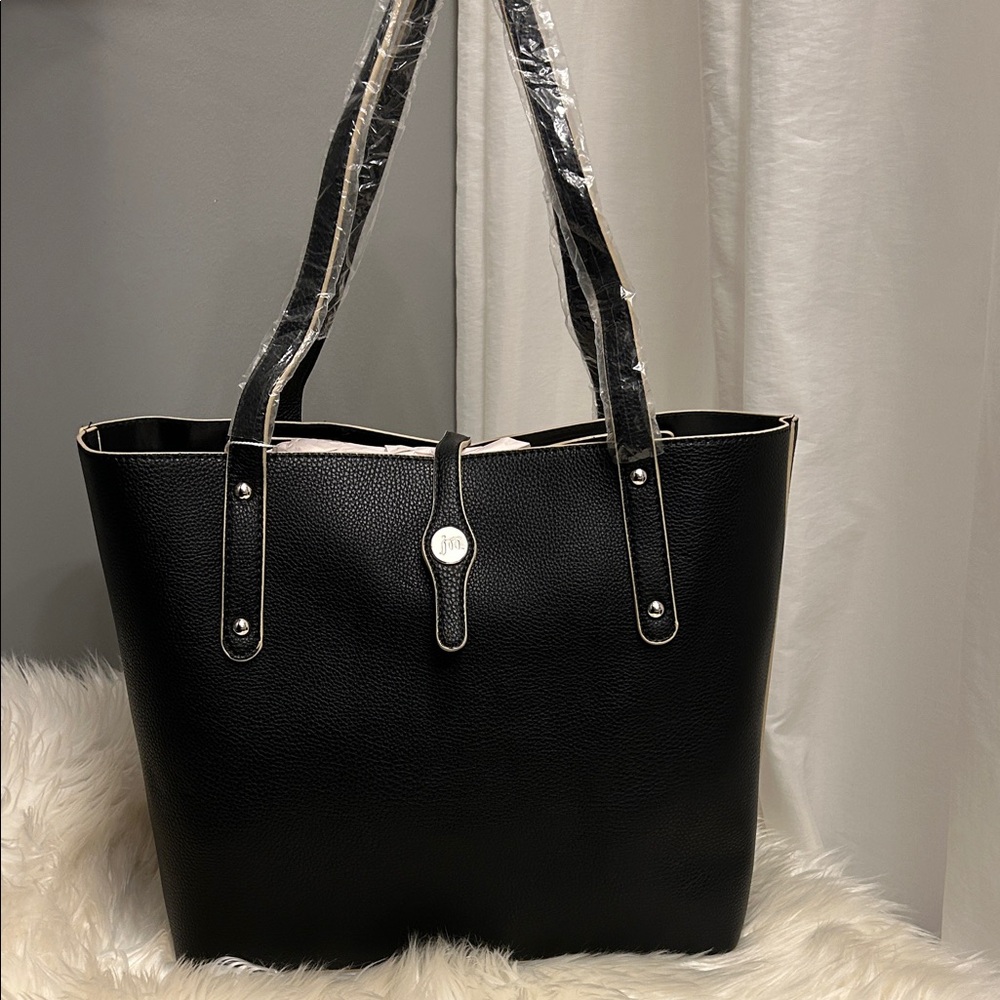 New! Jessica Moore Luxe Tote HandBag Large
- Black